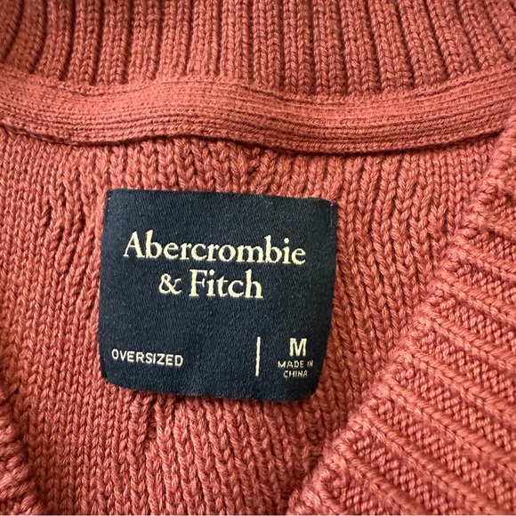 Abercrombie & Fitch Oversized Men's Red and Burgundy Vest Knit Size M - Picture 6 of 7